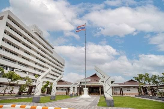 โรงพยาบาลมะเร็งอุดรธานี — จุดเริ่มต้นของคลินิกการแพทย์ไทยร่วมสมัย